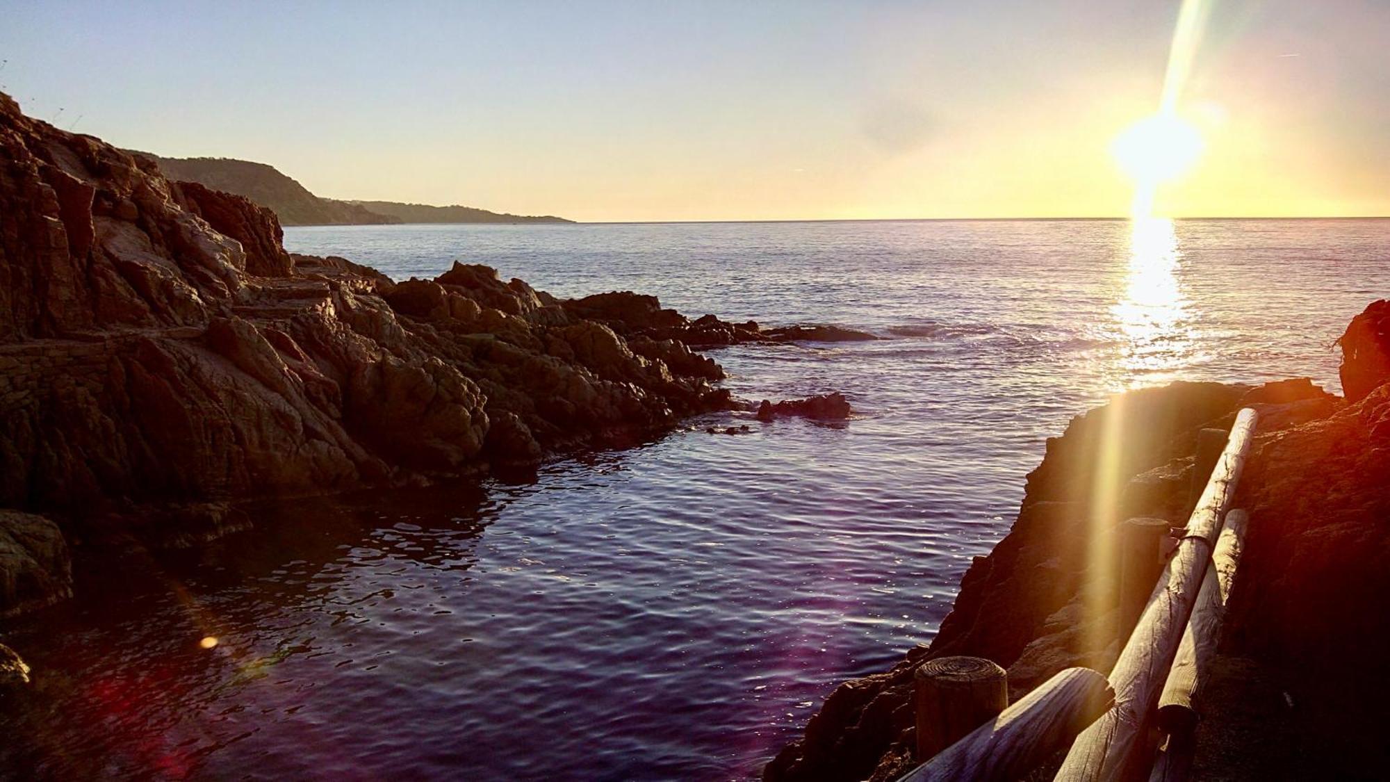 ⭑ Sea Views + Private Beach. What Else? ⭑ Tossa de Mar Dış mekan fotoğraf